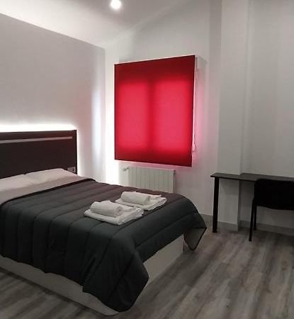 Hotel Alojamientos Aviche 6 Сантандер Экстерьер фото